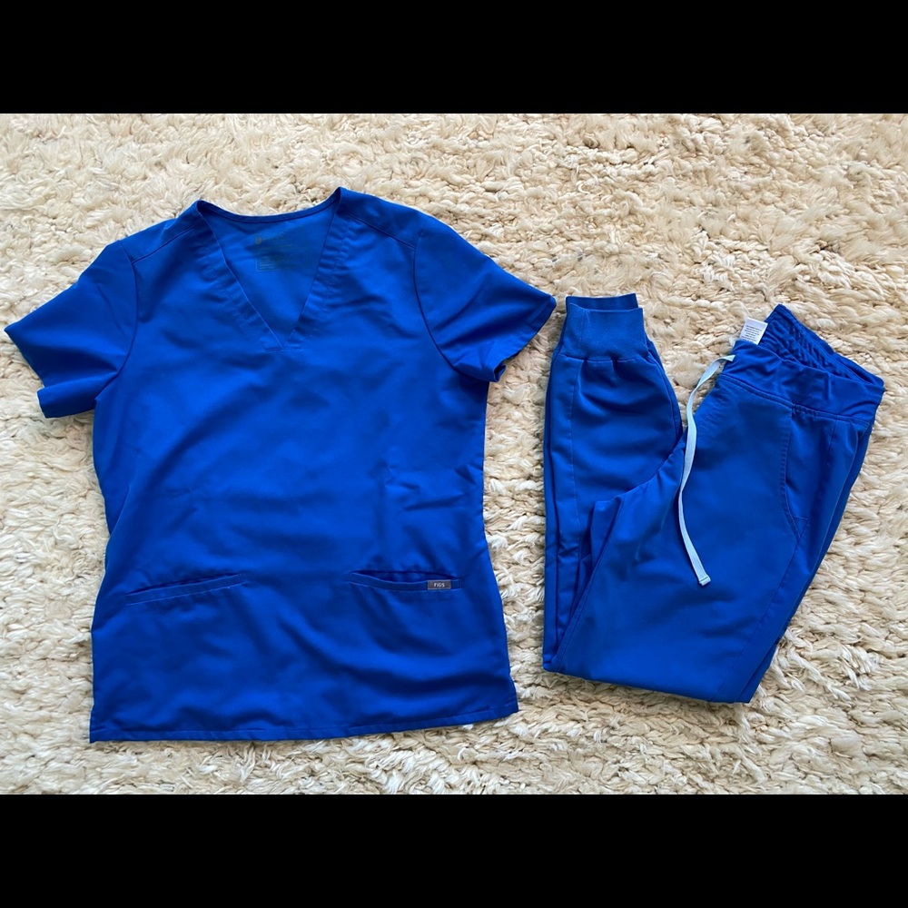 Figs Royal Blue scrub set
